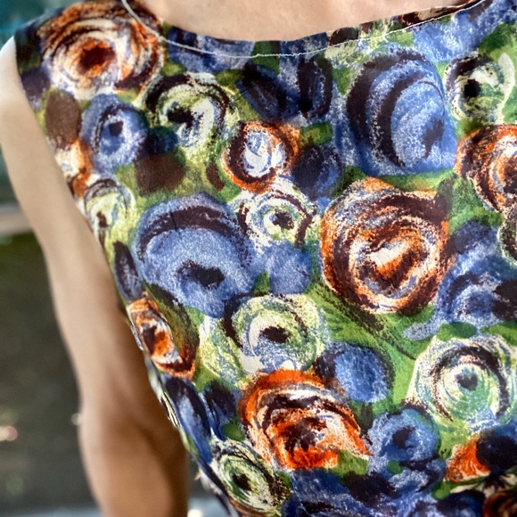 Vintage 1950’s abstract floral pattern, A-line midi dress. Size small. - Picture 2 of 10